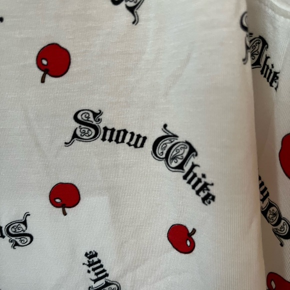 NWT Disney x Forever 21 Red Apple and Black text - Picture 10 of 13